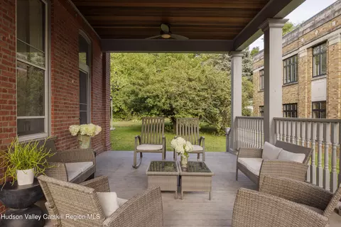 Exterior - 308 Main St, Catskill, NY 12414 photo 7 of 9