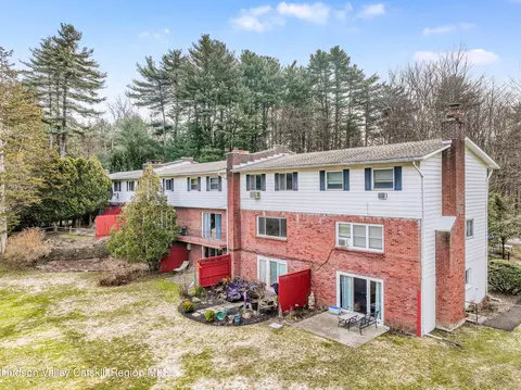 48 Brittany Dr #D, West Hurley, NY 12491