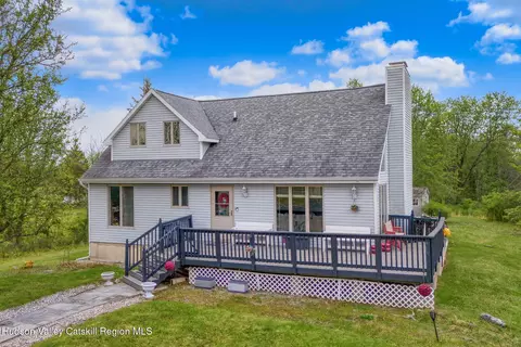 2931 Sleepy Hollow Rd, Athens, NY 12015