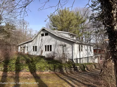 197 Old Route 32, Saugerties, NY 12477
