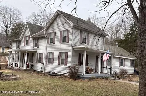 504 Greenkill Rd, Kingston, NY 12401