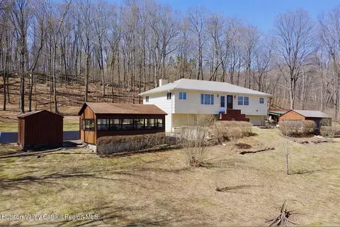 6339-6347 Route 32, Catskill, NY 12414