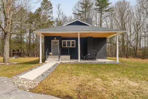 713 Oak Ridge Rd, Ellenville, NY 12428
