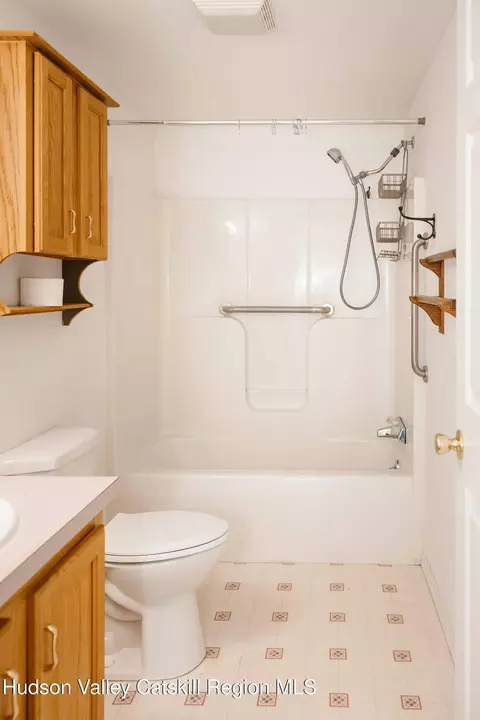 Bath - 85 Vero Dr, Poughkeepsie, NY 12603 photo 3 of 3