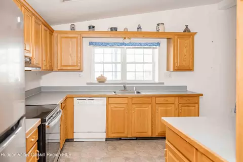 Kitchen - 85 Vero Dr, Poughkeepsie, NY 12603 photo 2 of 2