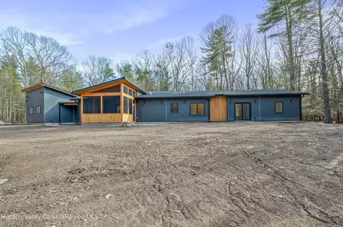 20 Anderson Rd, Olivebridge, NY 12461