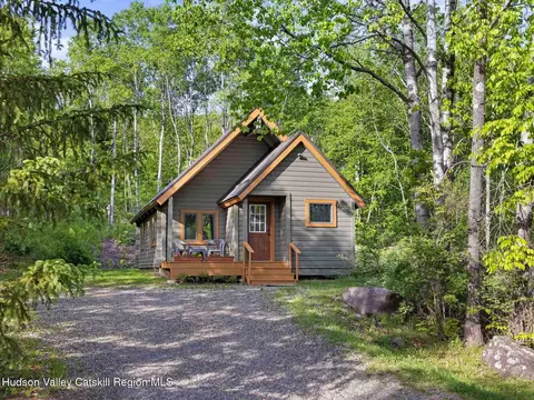 191 Mill Rd, Margaretville, NY 12455