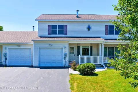 115 Skyview Dr, Greenville, NY 12083