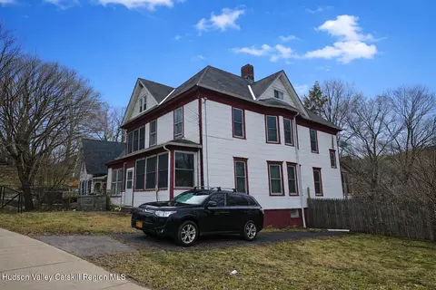 53 Main St, Philmont, NY 12565