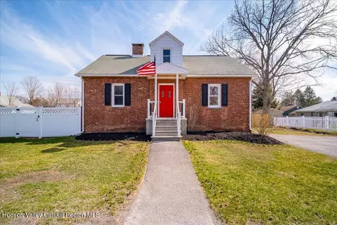 229 Bayard St, Ulster Park, NY 12487