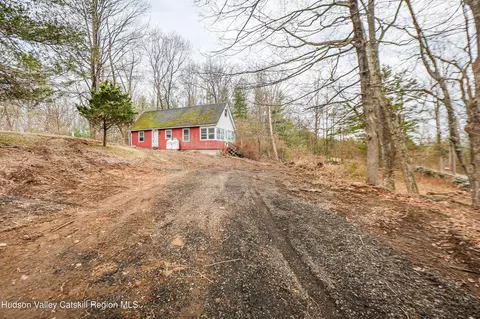 449 Spillway Rd, West Hurley, NY 12491