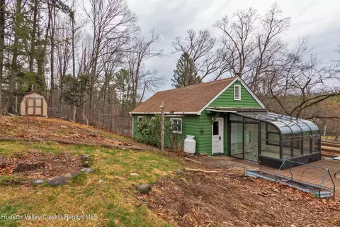 67 Kallop Rd, Kingston, NY 12401