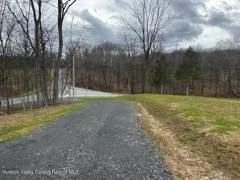 2809 Old Kings Rd, Catskill, NY 12414