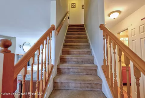 Entry Way - 14 Durham Woods Rd, Durham, NY 12422 photo 2 of 4