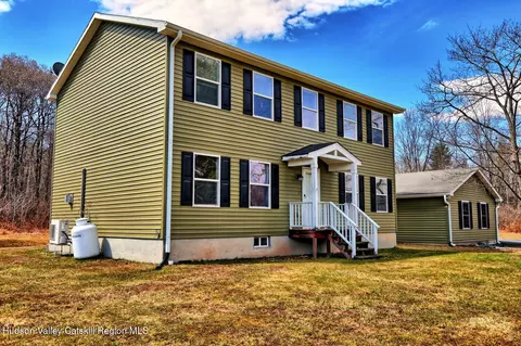 Exterior - 14 Durham Woods Rd, Durham, NY 12422 photo 8 of 11