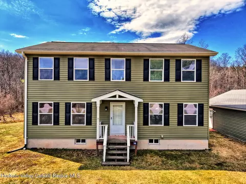 Exterior - 14 Durham Woods Rd, Durham, NY 12422 photo 4 of 11