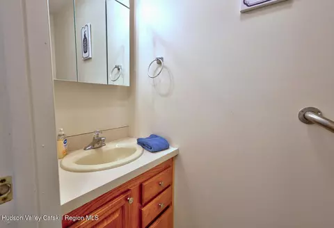 Bath - 14 Durham Woods Rd, Durham, NY 12422 photo 1 of 6