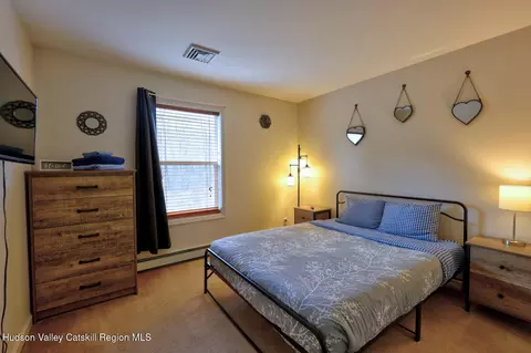 Bedroom - 14 Durham Woods Rd, Durham, NY 12422 photo 9 of 10