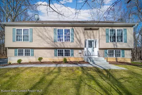 237 S Ohioville Rd, New Paltz, NY 12561