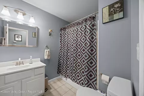 Bath - 69 Ridge Rd, Wallkill, NY 12589 photo 2 of 2