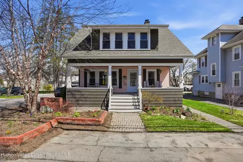 3 Commercial Ave, Highland, NY 12528