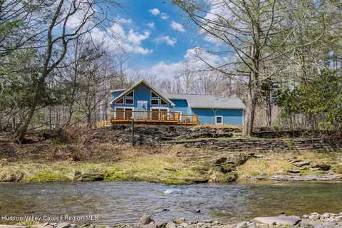 2565 Route 212, Woodstock, NY 12498