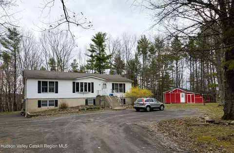 164 Frank Hitchcock Rd, Cairo, NY 12413