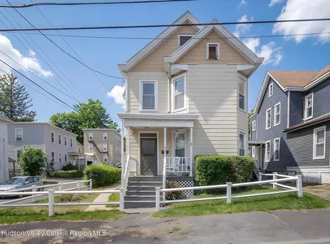 43 2nd Ave, Kingston, NY 12401