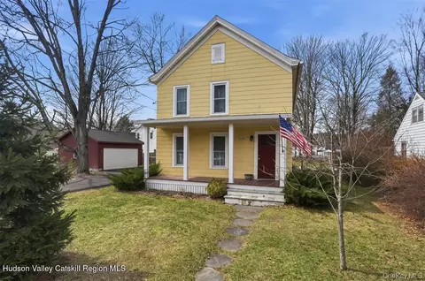 745 Springtown Rd, Tillson, NY 12486