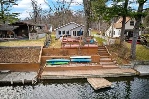 205 Esopus Creek Rd, Saugerties, NY 12477