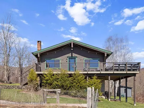 740 New Kingston Mountain Rd, Margaretville, NY 12455