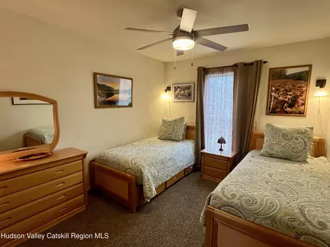 Bedroom - 72 Hunter Dr #L-7, Hunter, NY 12442 photo 5 of 6