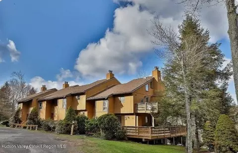 72 Hunter Dr #L-7, Hunter, NY 12442
