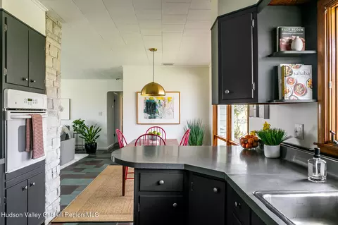 Kitchen - 596 Hoagerburgh Rd, Wallkill, NY 12589 photo 2 of 2