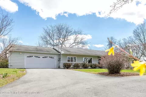 Exterior - 596 Hoagerburgh Rd, Wallkill, NY 12589 photo 12 of 12