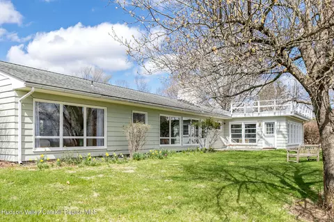 Exterior - 596 Hoagerburgh Rd, Wallkill, NY 12589 photo 7 of 12