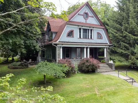 12 Highview Ave, Callicoon, NY 12723
