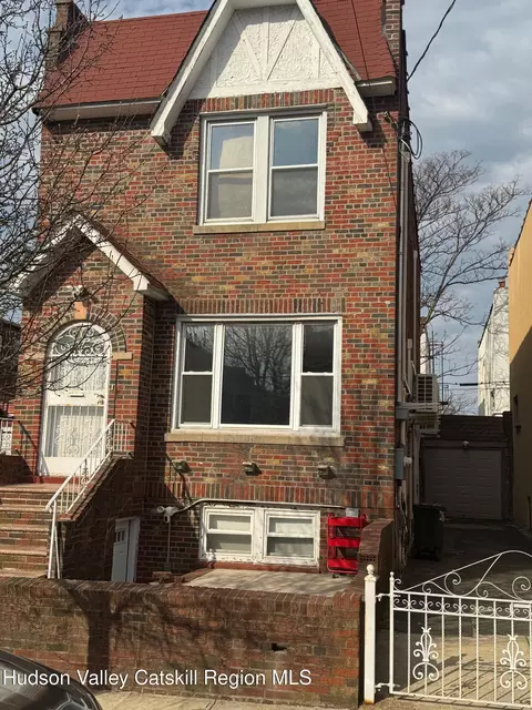 284 E 57th St, Brooklyn, NY 11201