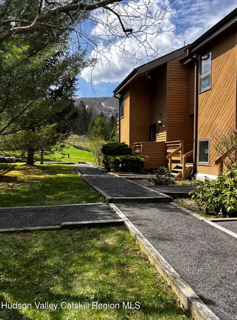 Exterior - 174 Hunter Dr #W6, Hunter, NY 12442 photo 3 of 5