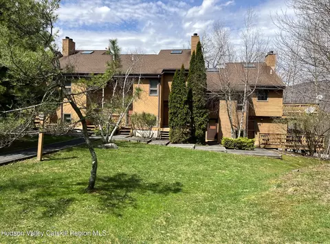 Exterior - 174 Hunter Dr #W6, Hunter, NY 12442 photo 2 of 5