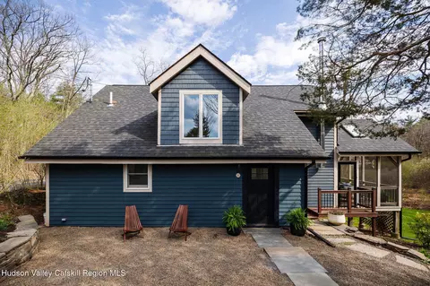382 Hallihans Hill Rd, Kingston, NY 12401