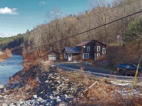 23 Harter Rd, West Kill, NY 12492