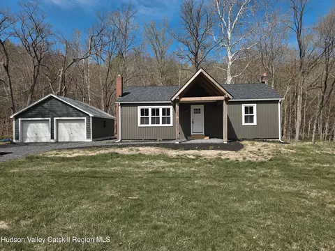 1196 New York 143, Coeymans Hollow, NY 12046