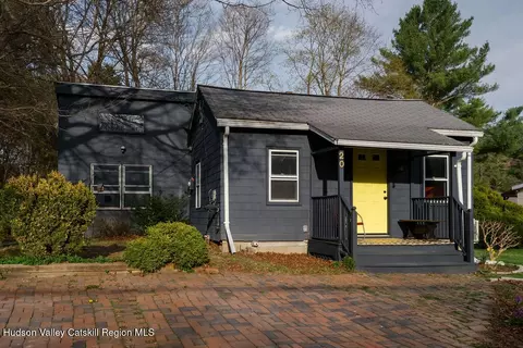 20 S Center St, Millerton, NY 12546