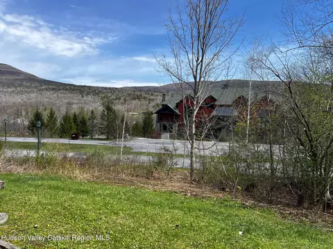 Exterior - 32 Highlands Dr #I-6, Hunter, NY 12442 photo 2 of 5