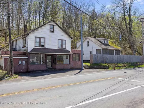 1950-1958 Ulster Ave, Lake Katrine, NY 12449