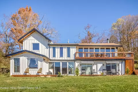 822 Burton Hall Rd, Margaretville, NY 12455