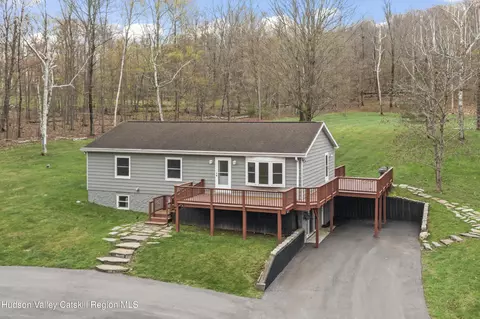 367 Woods Ct, Ancramdale, NY 12503
