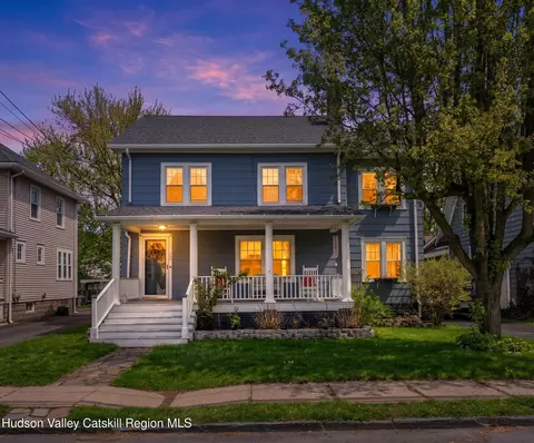 102 Emerson St, Kingston, NY 12401