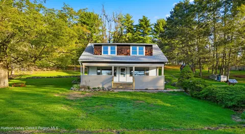 198 Spillway Rd, West Hurley, NY 12491